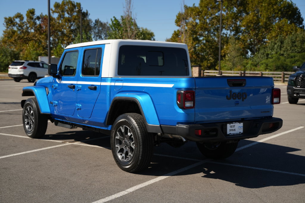 New 2026 Jeep Gladiator Sport AWD/4WD image 5