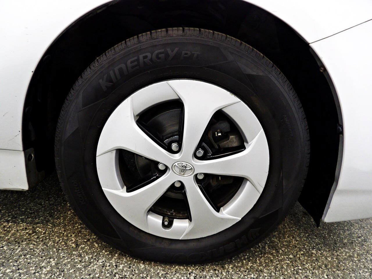 Used 2015 Toyota Prius Two FWD image 21