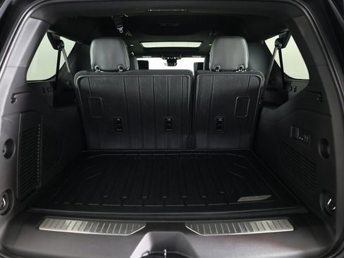 Used 2026 GMC Yukon XL AT4 Ultimate w/ LPO, Floor Liner Package image 13