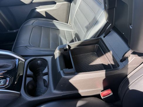 Used 2024 Chevrolet Colorado Trail Boss w/ Technology Package image 25