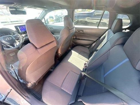 Used 2026 Toyota Corolla Cross SE image 31