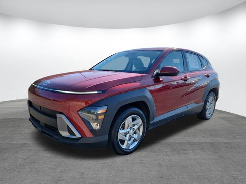 Used 2024 Hyundai Kona SE image 23