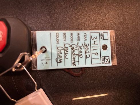 Used 2022 Jeep Gladiator Rubicon w/ Cold Weather Group image 29