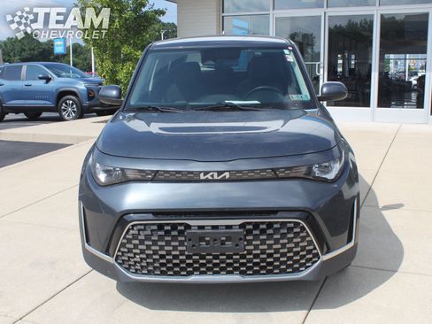 Used 2023 Kia Soul EX FWD image 9