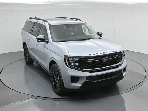 New 2025 Ford Expedition Max Platinum w/ Stealth Appearance Package image 40