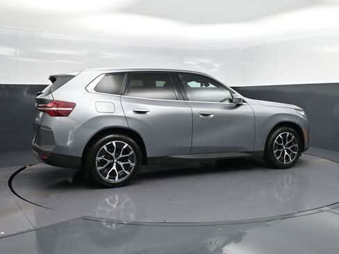 Used 2025 BMW X3 xDrive30i w/ Premium Package image 8