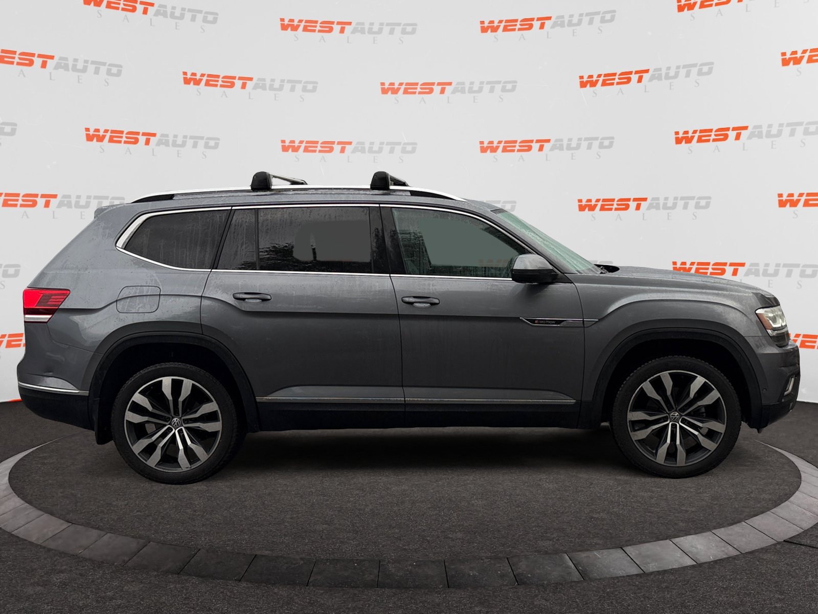 Used 2019 Volkswagen Atlas SEL Premium AWD/4WD image 6