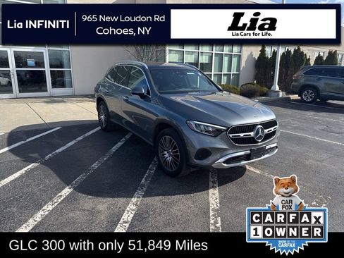 Used 2023 Mercedes-Benz GLC 300 4MATIC image 1