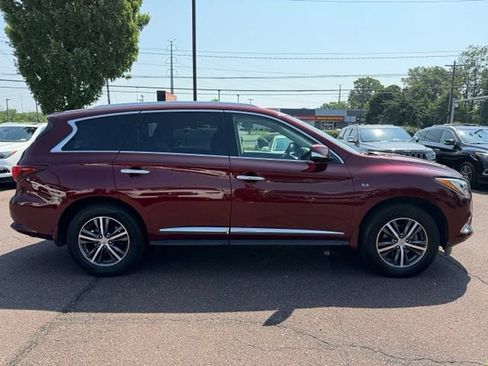 Used 2019 INFINITI QX60 Luxe w/ Essential Package AWD/4WD image 8