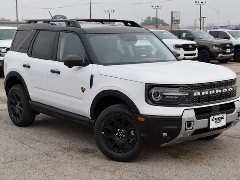 New 2026 Ford Bronco Sport Badlands w/ Badlands Tech Package image 3