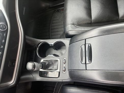 Used 2018 Toyota Highlander FWD V6 image 27