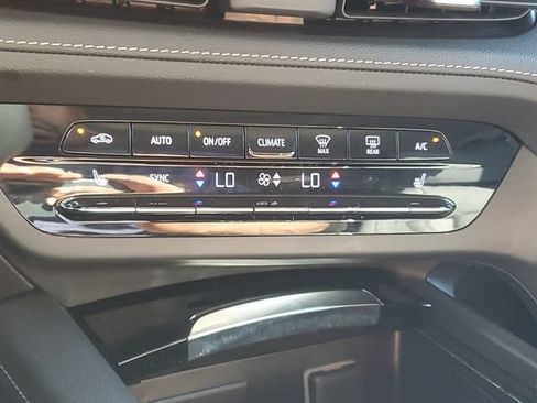 Certified 2023 Buick Envision Essence AWD/4WD image 27