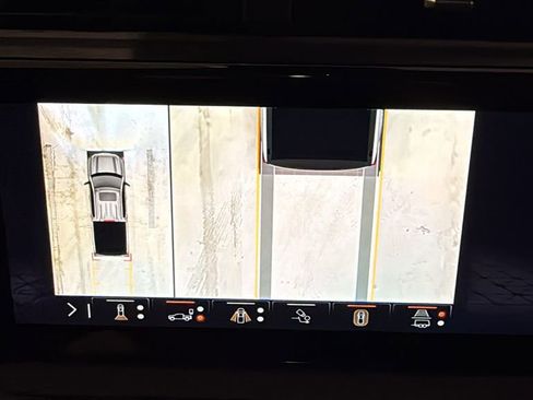 Used 2025 GMC Sierra 1500 AT4 w/ AT4 Premium Package image 42