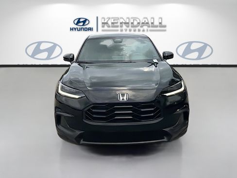 Used 2025 Honda HR-V Sport image 2