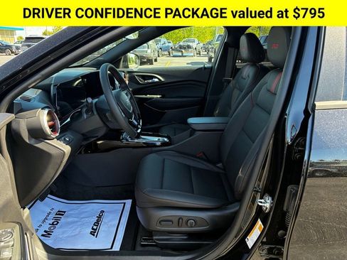 New 2026 Chevrolet Trax RS w/ Driver Confidence Package FWD image 2