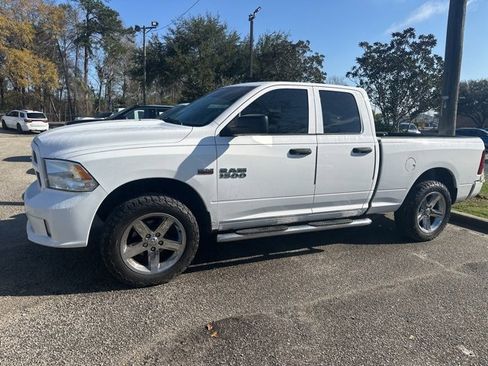 Used 2017 RAM 1500 Express image 3