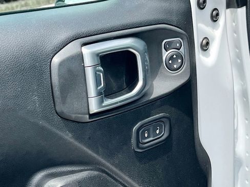 Used 2020 Jeep Wrangler Unlimited Sport S AWD/4WD image 17