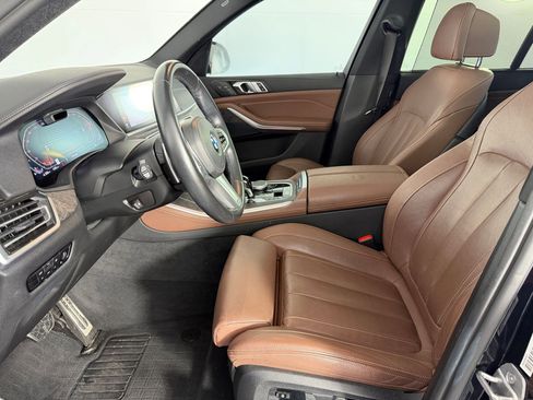 Used 2022 BMW X5 xDrive40i w/ M Sport Package AWD/4WD image 5