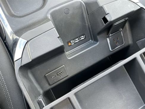 Used 2024 Chevrolet Silverado 1500 LTZ w/ LTZ Premium Package image 39