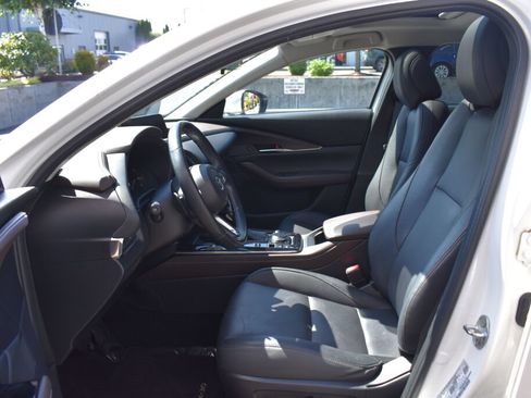 Used 2023 MAZDA CX-30 AWD 2.5 S w/ Premium Package image 18