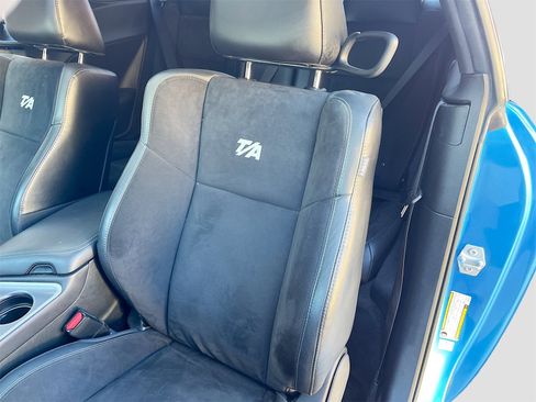 Used 2019 Dodge Challenger R/T Scat Pack w/ T/A Package image 19