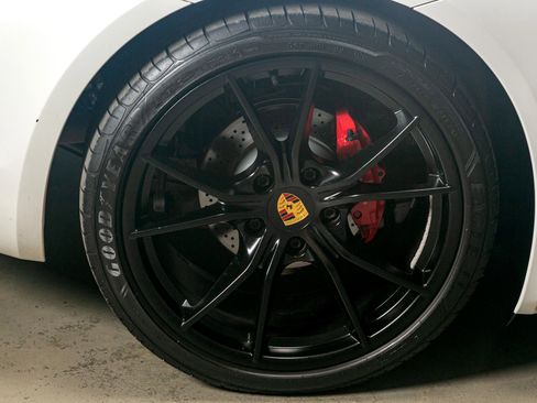 Used 2018 Porsche 718 Boxster S image 20