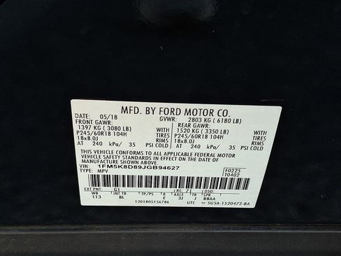 Used 2018 Ford Explorer XLT w/ Equipment Group 202A image 26