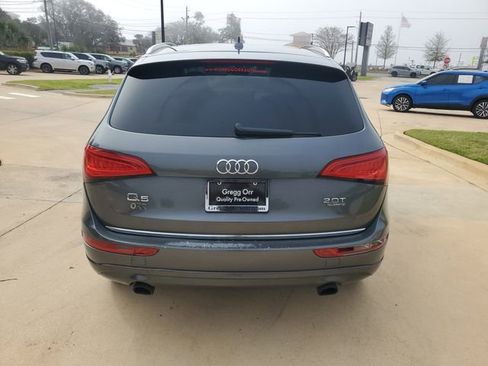 Used 2017 Audi Q5 2.0T Premium w/ Audi MMI Navigation Plus image 10