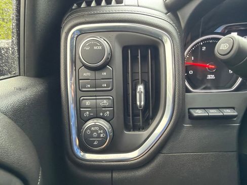 Used 2020 Chevrolet Silverado 2500 High Country w/ Z71 Off-Road Package AWD/4WD image 18