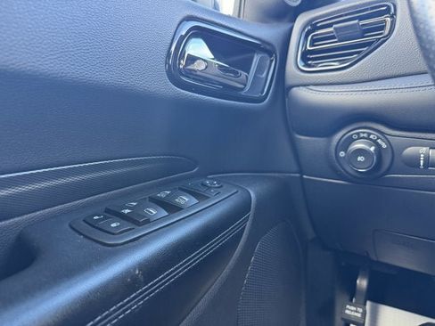 Used 2022 Dodge Durango GT w/ Blacktop Package image 32