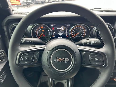 Used 2023 Jeep Wrangler Unlimited Sport AWD/4WD image 16