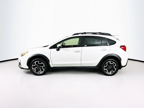 Used 2017 Subaru Crosstrek 2.0i Limited image 4