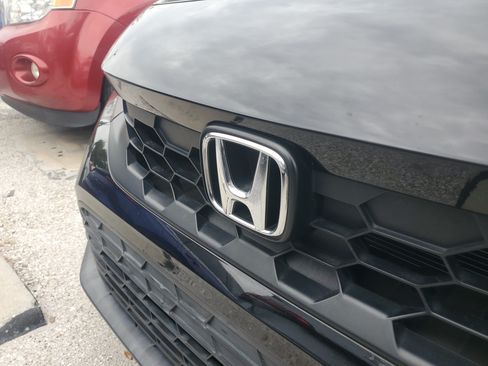 Used 2024 Honda Civic Sport image 10