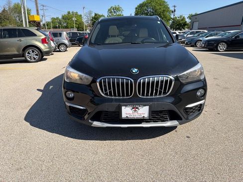 Used 2017 BMW X1 xDrive28i AWD/4WD image 3