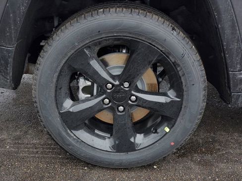 New 2026 Jeep Grand Cherokee L Limited image 6