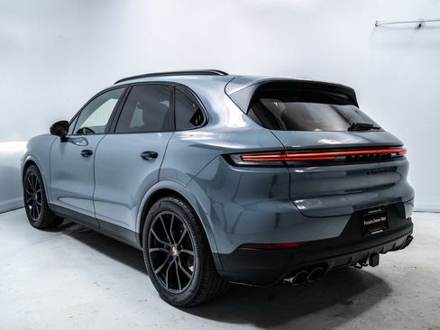 New 2026 Porsche Cayenne S AWD/4WD image 3