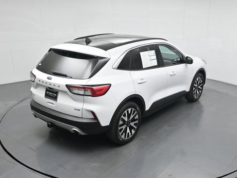 Certified 2020 Ford Escape SEL AWD/4WD image 40