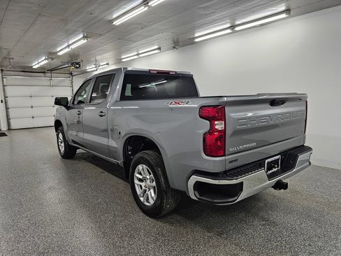Used 2026 Chevrolet Silverado 1500 LT AWD/4WD image 8