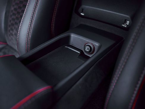 Used 2023 Lamborghini Huracan Tecnica RWD image 55