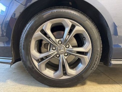 Certified 2023 Honda Accord EX image 11