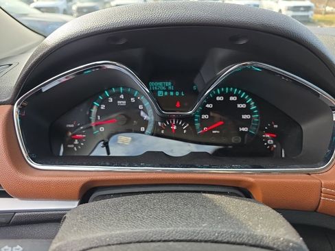 Used 2017 Chevrolet Traverse LT w/ Style and Technology Package image 9