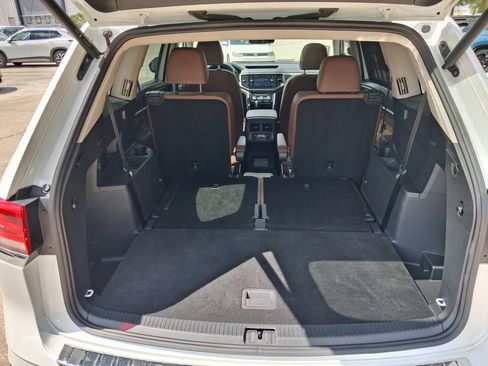 Certified 2023 Volkswagen Atlas SEL AWD/4WD image 44