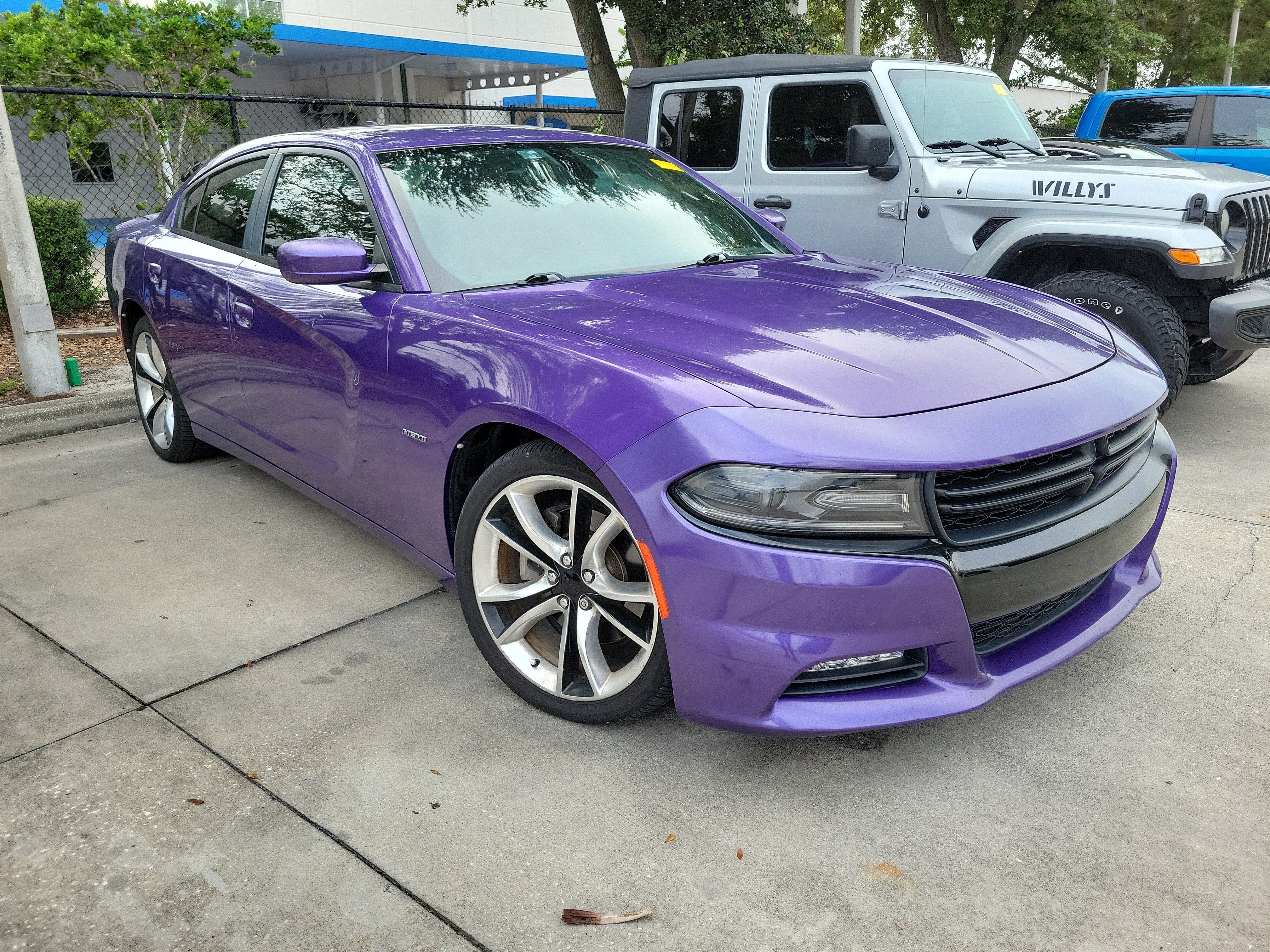 Used 2016 Dodge Charger R/T RWD image 4