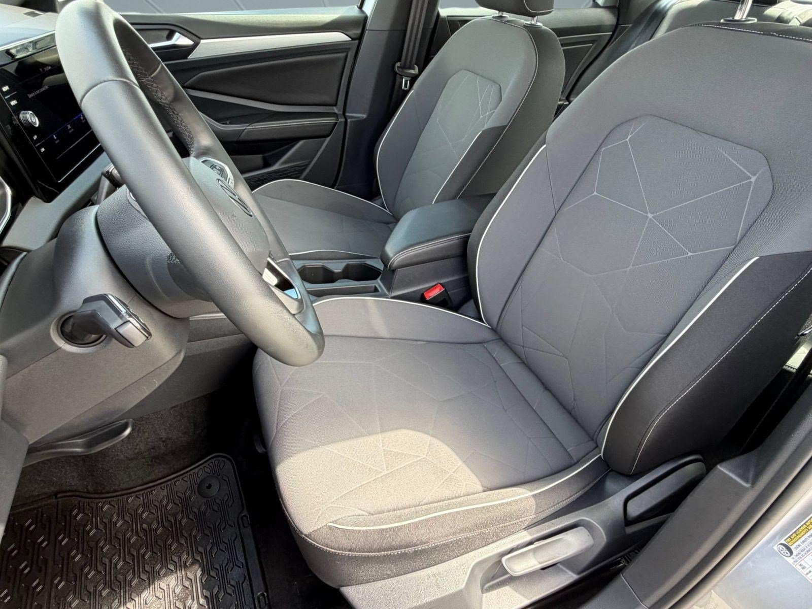 New 2026 Volkswagen Jetta Sport FWD image 5