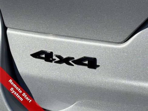 New 2025 Jeep Grand Cherokee Altitude image 41