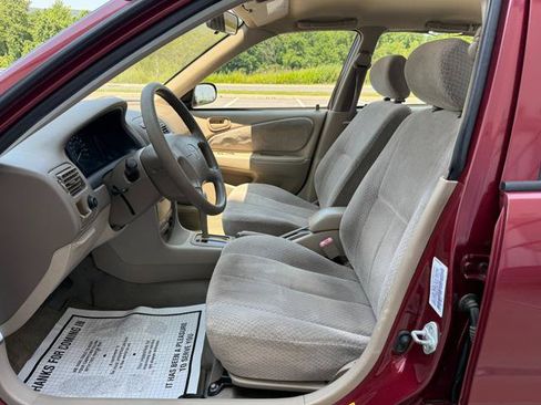 Used 1999 Toyota Corolla CE w/ Value Pkg FWD image 11