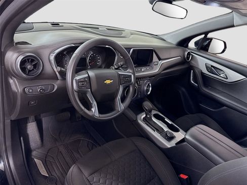 Used 2021 Chevrolet Blazer LT w/ LPO, Black Accent Package AWD/4WD image 3