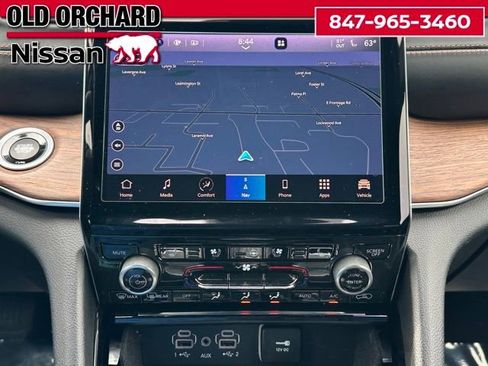 Used 2021 Jeep Grand Cherokee L Summit w/ Advanced Protech Group IV AWD/4WD image 22