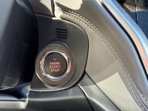 Used 2025 Subaru Outback Onyx Edition image 25