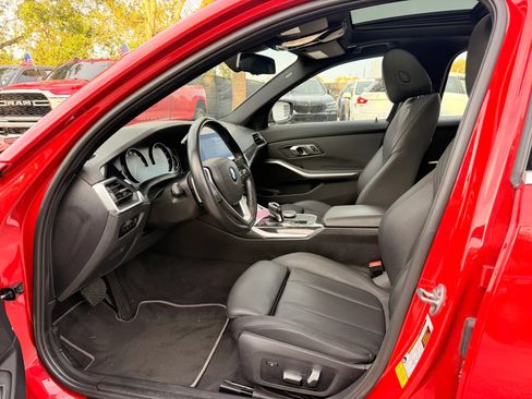 Used 2019 BMW 330i Sedan RWD image 11
